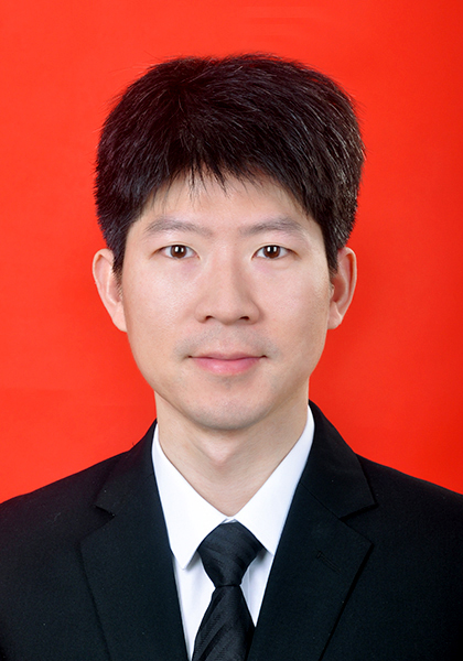 杨超.jpg
